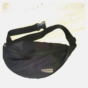 Black fanny pack
